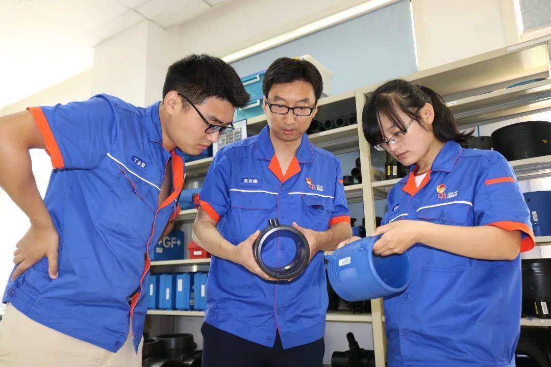 技術(shù)推廣，匠心筑夢(mèng)——青浦區(qū)個(gè)人與集體榮獲2022年全國(guó)五一勞動(dòng)獎(jiǎng)